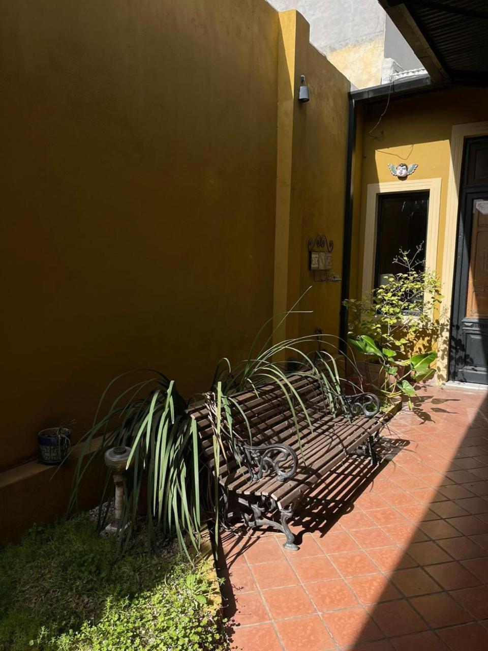 La Casona De Blanca Bed and Breakfast Balcarce Εξωτερικό φωτογραφία