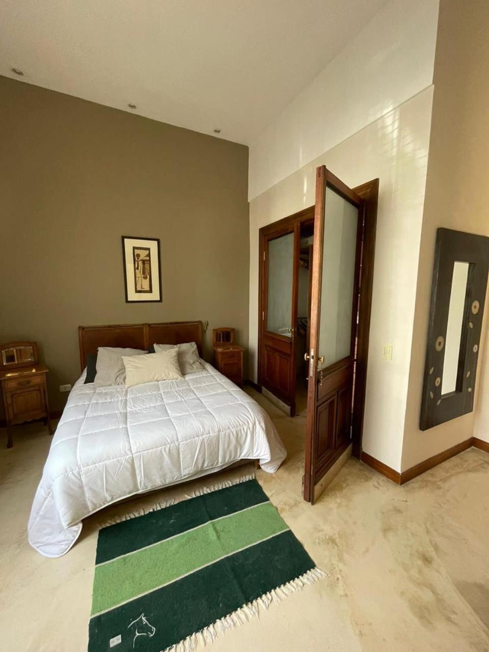 La Casona De Blanca Bed and Breakfast Balcarce Εξωτερικό φωτογραφία